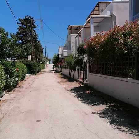 Emily's بيت للعطل *